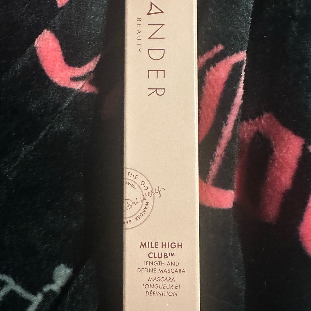Wander Beauty Mile High Club length and define Mascara